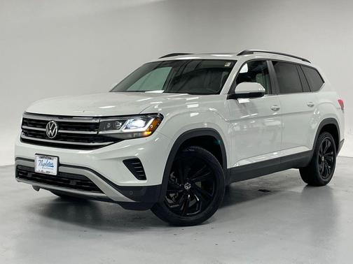 2022 Volkswagen Atlas 3.6L SE w/Technology
