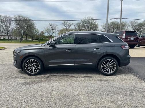 2020 Lincoln Nautilus Reserve