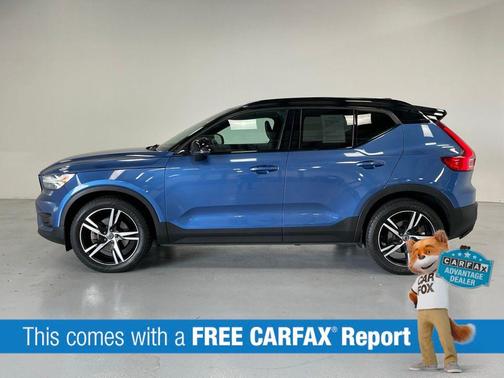 2021 Volvo XC40 T5 R-Design