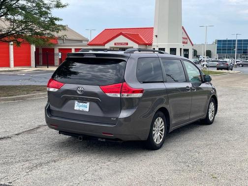 2014 Toyota Sienna L