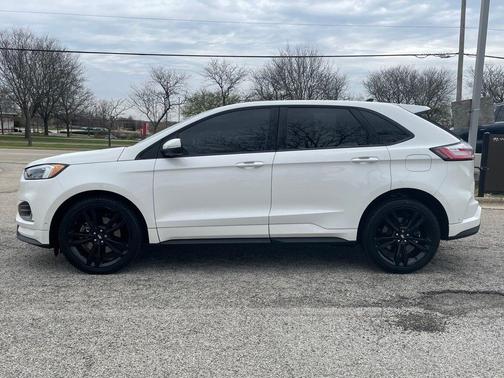 2020 Ford Edge ST