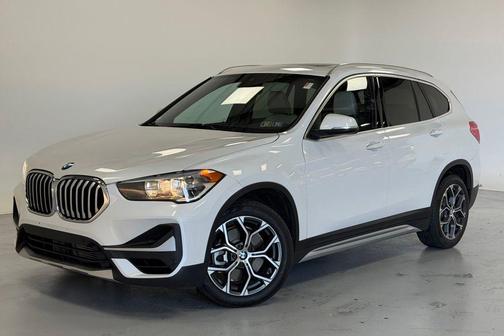 White Metallic 2022 BMW X1 xDrive28i