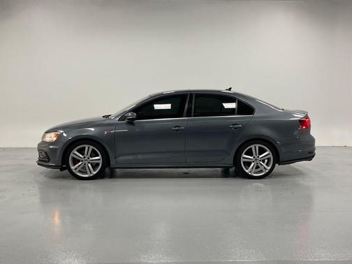 2016 Volkswagen Jetta 2.0T GLI SE