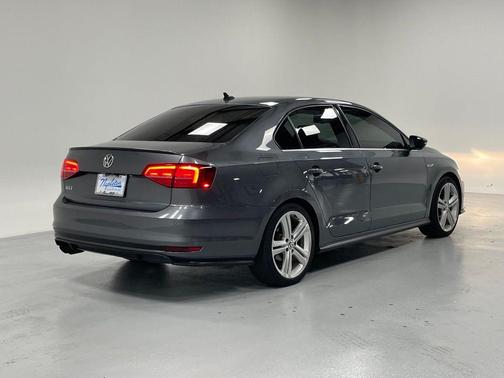 2016 Volkswagen Jetta 2.0T GLI SE