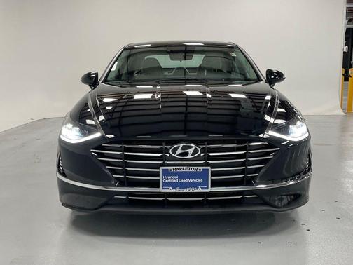2022 Hyundai SONATA SE