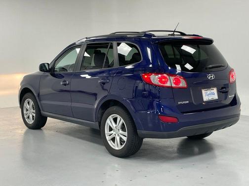 2010 Hyundai SANTA FE SE
