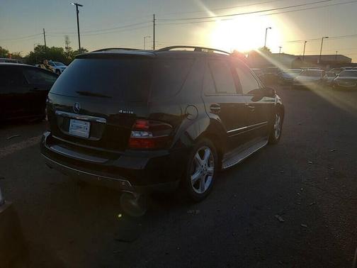 Black 2007 Mercedes-Benz M-Class 4MATIC