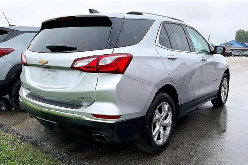 Silver Ice Metallic 2019 Chevrolet Equinox 2LT