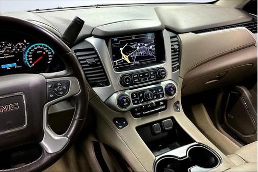 2017 GMC Yukon SLT
