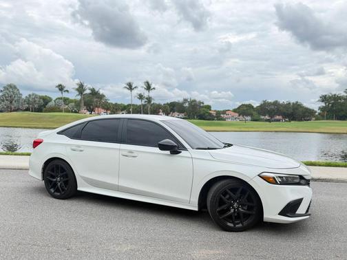 Platinum White Pearl 2024 Honda Civic Sport