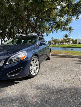 Caspian Blue Metallic 2011 Volvo S60 T6