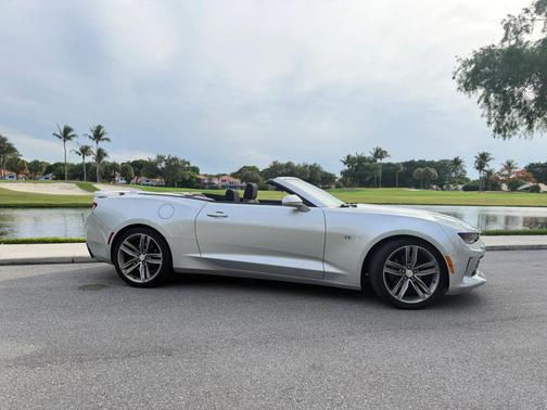 Silver Ice Metallic 2018 Chevrolet Camaro 1LT