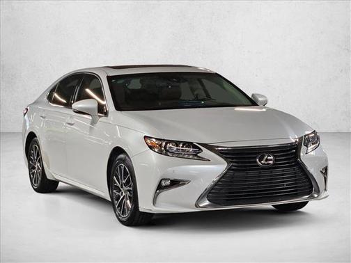 Eminent White Pearl 2016 Lexus ES 350 Base
