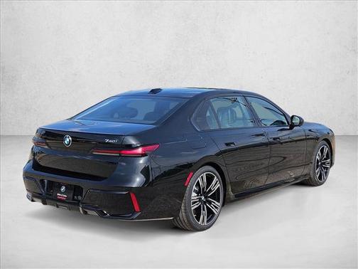 Black Sapphire Metallic 2026 BMW 740 xDrive