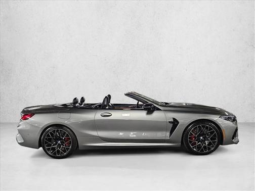 2022 BMW M8 Competition