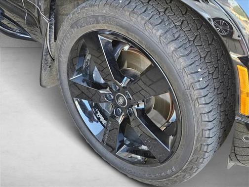 2024 Land Rover Defender 110 P400 X-Dynamic SE