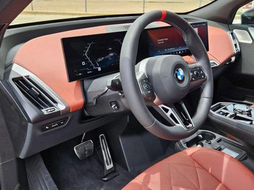 2026 BMW iX M70