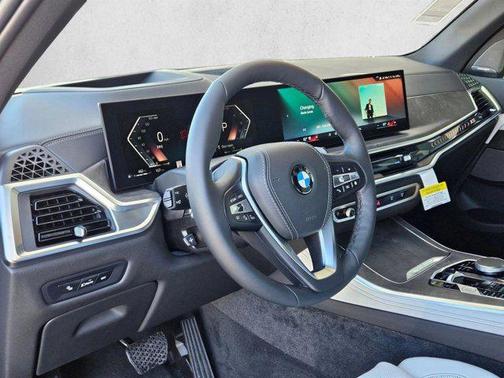 Manhattan Green Metallic 2026 BMW X5 sDrive40i