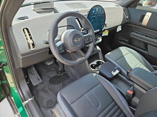 British Racing Green IV Metallic 2027 MINI Countryman Cooper S ALL4