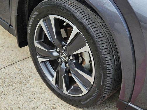 2024 Lexus UX 250h Base