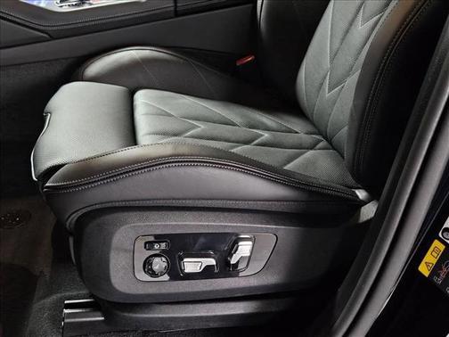 2025 BMW XM Sports Activity Vehicle
