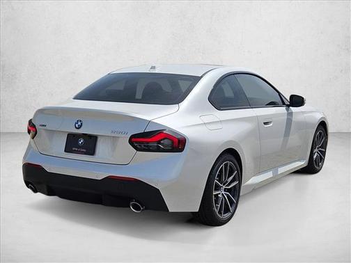 2025 BMW 230 i xDrive