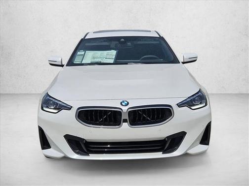 2025 BMW 230 i xDrive