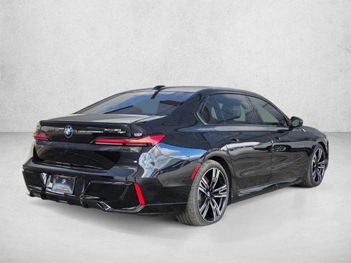 Black Sapphire Metallic 2026 BMW i7 xDrive60