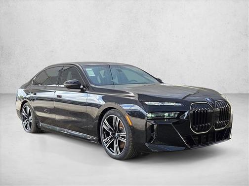 Black Sapphire Metallic 2026 BMW i7 xDrive60