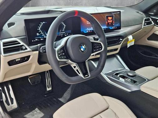 2025 BMW M440 i