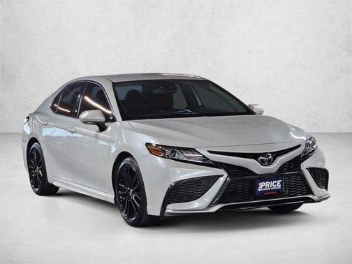 Wind Chill Pearl 2021 Toyota Camry XSE