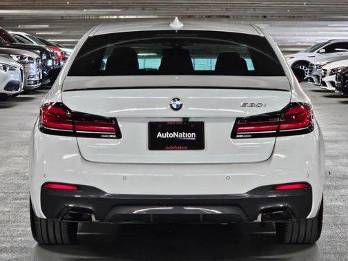 2023 BMW 530 i
