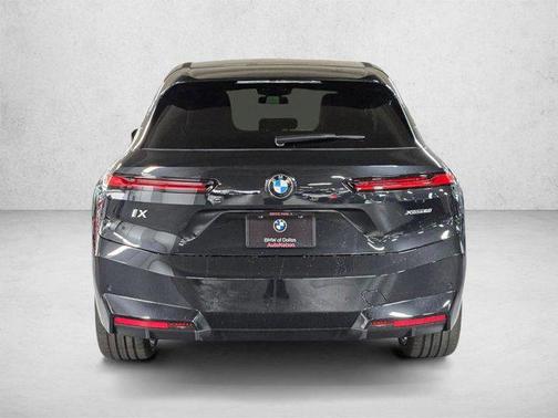 Black Sapphire Metallic 2026 BMW iX xDrive60