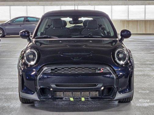 MINI Yours Enigmatic Black Metallic 2022 MINI Hardtop Cooper S