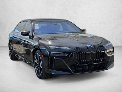 Black Sapphire Metallic 2026 BMW i7 M70