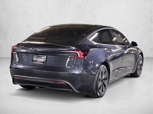 2025 Tesla Model 3 Long Range