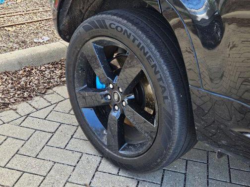 2023 Land Rover Defender 110 S