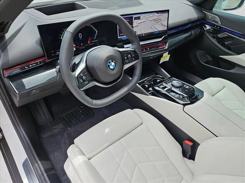 Mineral White Metallic 2027 BMW 530 i