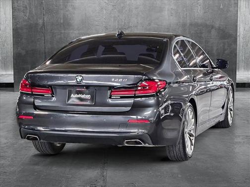 2021 BMW 530 530i