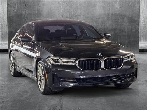 2021 BMW 530 530i