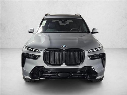 Skyscraper Grey Metallic 2027 BMW X7 xDrive40i