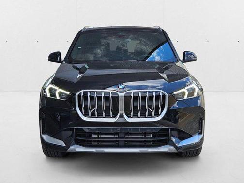 Black Sapphire Metallic 2026 BMW X1 xDrive28i
