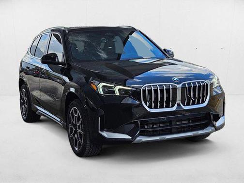 Black Sapphire Metallic 2026 BMW X1 xDrive28i