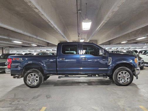 Blue Jeans Metallic 2018 Ford F-250 Lariat