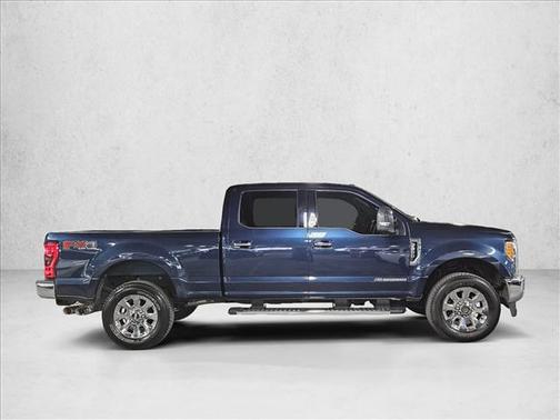 Blue Jeans Metallic 2018 Ford F-250 Lariat