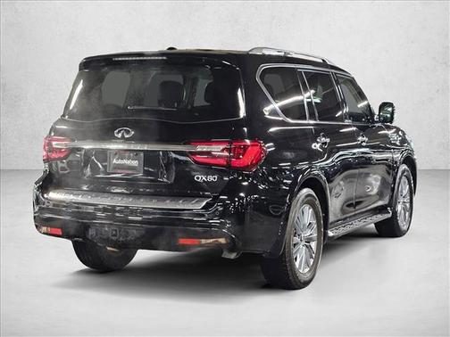 2021 INFINITI QX80 Luxe