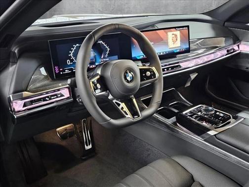 2025 BMW 740 i xDrive
