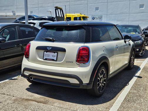 2023 MINI Hardtop Cooper