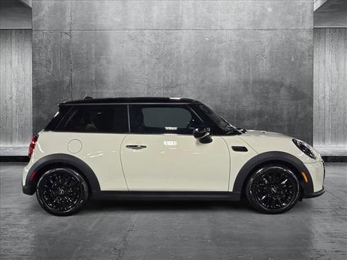 2023 MINI Hardtop Cooper