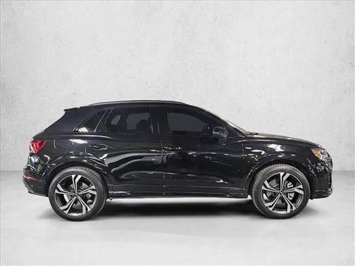 Mythos Black Metallic 2023 Audi Q3 45 S line Premium Plus
